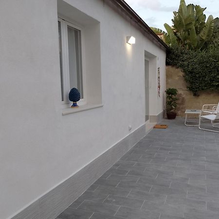 Villa Gelsemium Syrakusa Exteriör bild